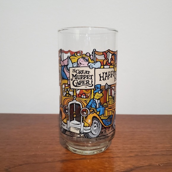VINTAGE 1981 MCDONALD'S THE GREAT MUPPET CAPER‎ GLASS - HAPPINESS HOTEL - Picture 2 of 5